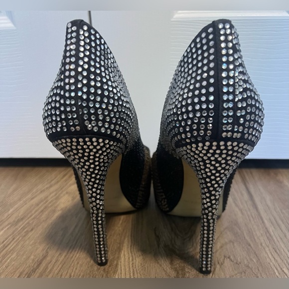 Women's Enzo Angiolini Black/Gold/Silver Rhinestone encrusted PeepToe Heels - Picture 4 of 6